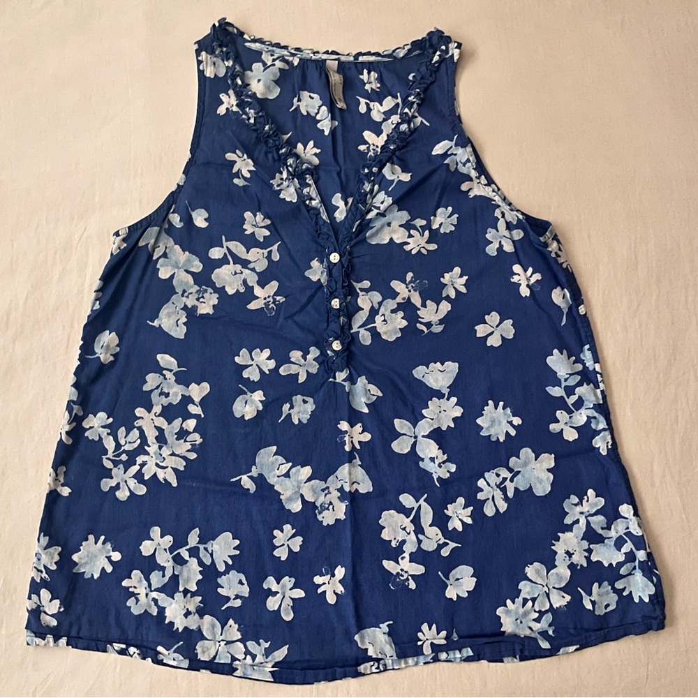 Old Navy Navy Floral Sleeveless Blouse